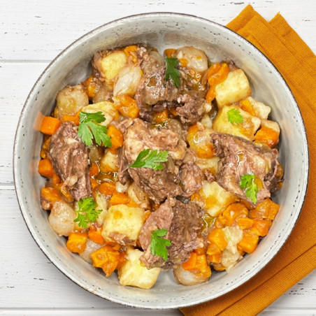 Sauté de boeuf carotte au vin rouge