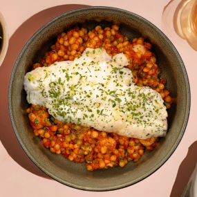 Filet de dorade et fregola au pesto rosso