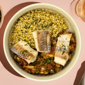 Lieu, sauce vierge revisitée à la feta et légumes