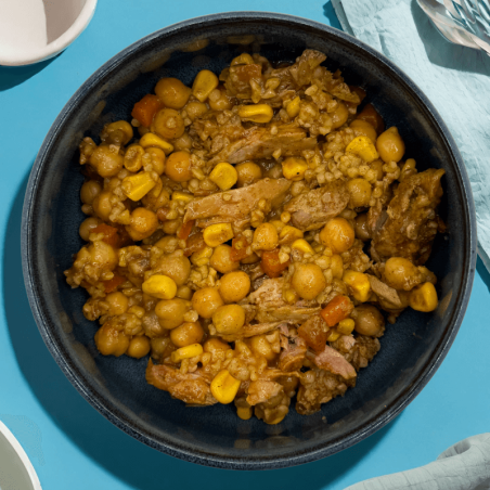 Salade à l'orientale, pois chiches et légumes